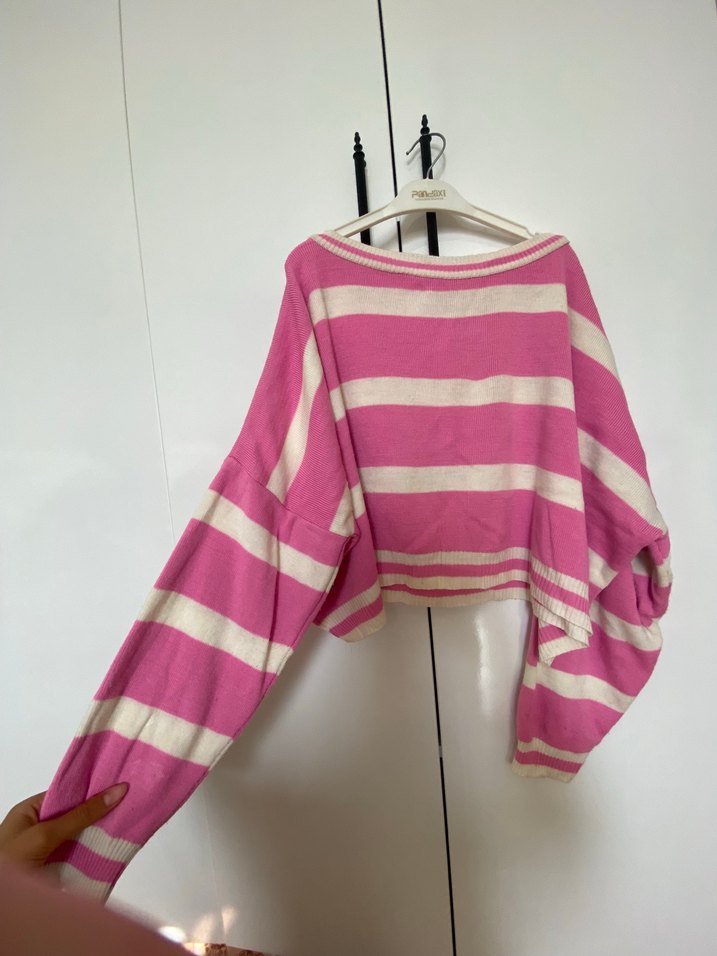 Pembe Çizgili Salaş Triko Kadın Kazak - Görsel 2