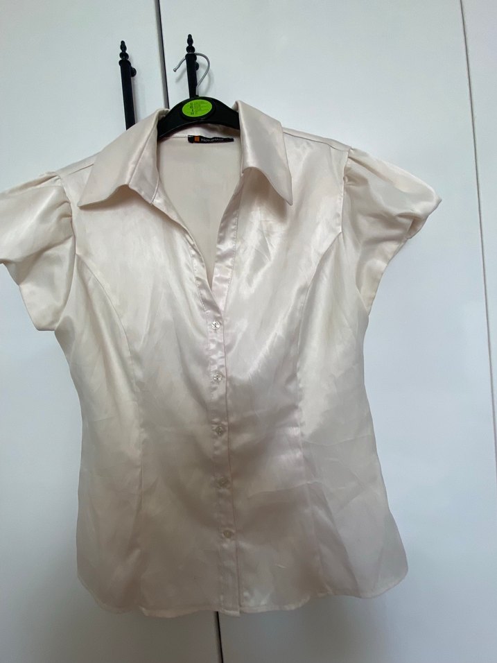 Düğmeli Beyaz Saten Kadın Gömlek - Görsel 2