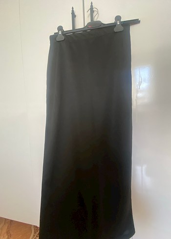 Siyah Uzun Kadın Etek - Görsel 2