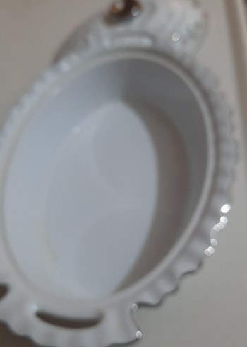 Beyaz Çiçek Desenli Kapaklı Porselen Servis Tabağı 26 - Görsel 3