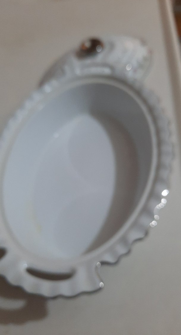 Beyaz Çiçek Desenli Kapaklı Porselen Servis Tabağı 26 - Görsel 3