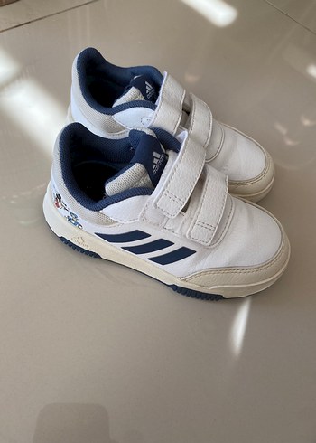 Beyaz Erkek Çocuk Spor Ayakkabı adidas