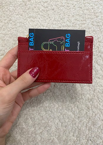 Kırmızı parlak cüzdan - Görsel 3