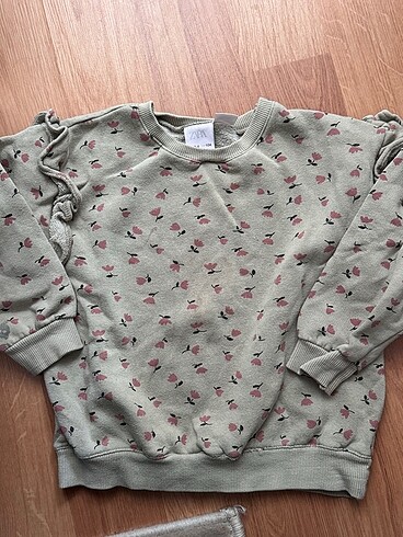 Zara çiçekli sweat
