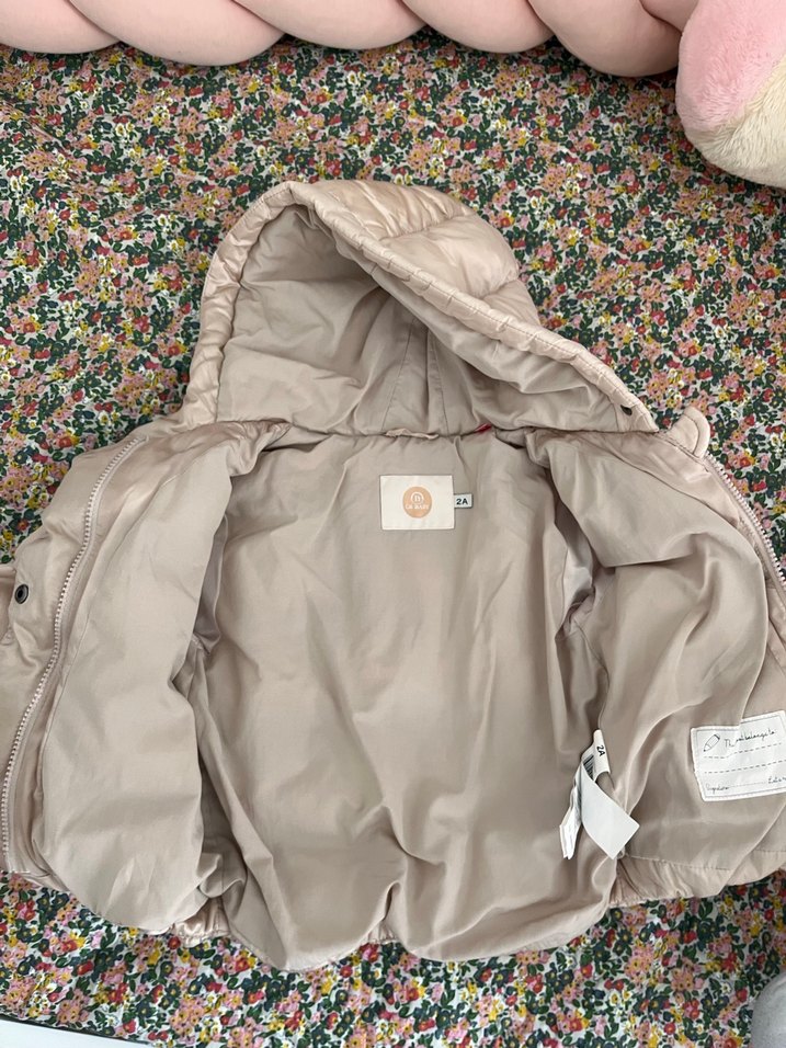 B&G store PembeKız Mont - Görsel 3