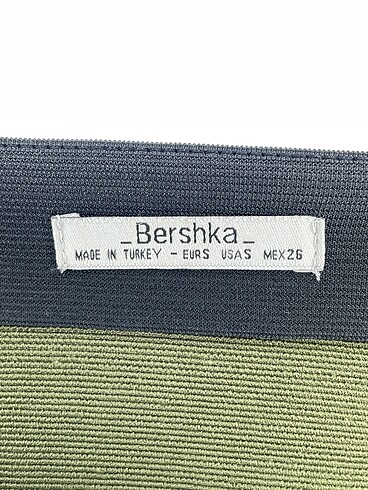 s Beden haki Renk Bershka Mini Etek %70 İndirimli.