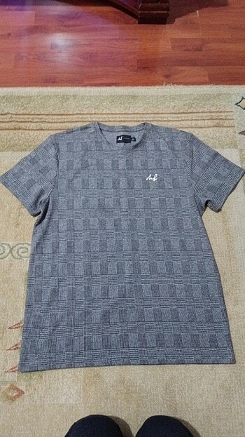 Burton marka erkek t.shirt 