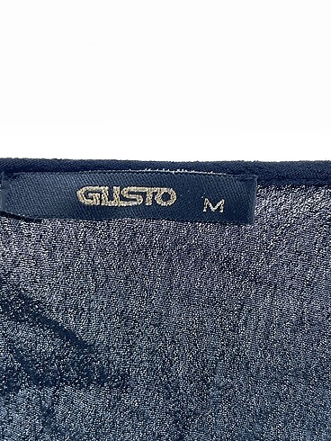 m Beden siyah Renk Gusto Bluz %70 İndirimli.