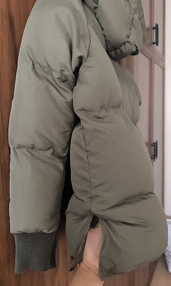 Yeşil şişme mont - Görsel 7