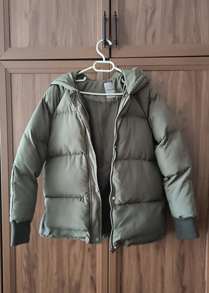 Yeşil şişme mont - Görsel 2