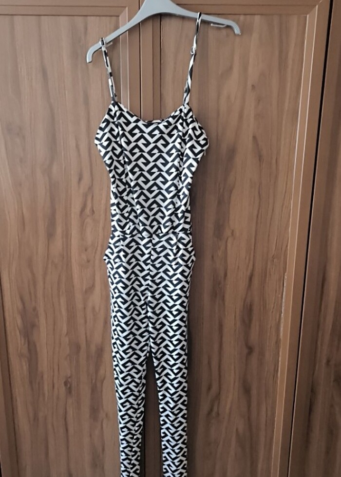 Siyah beyaz tulum  - Görsel 2