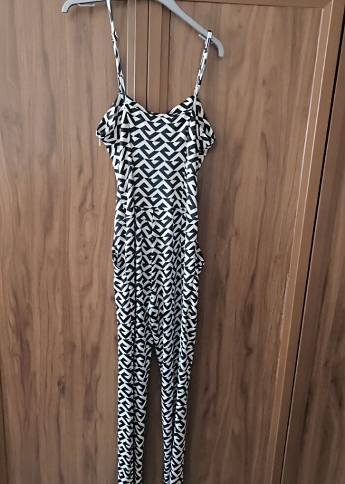 Siyah beyaz tulum  - Görsel 3