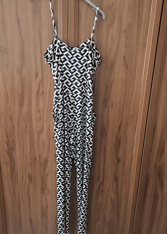 Siyah beyaz tulum  - Görsel 4