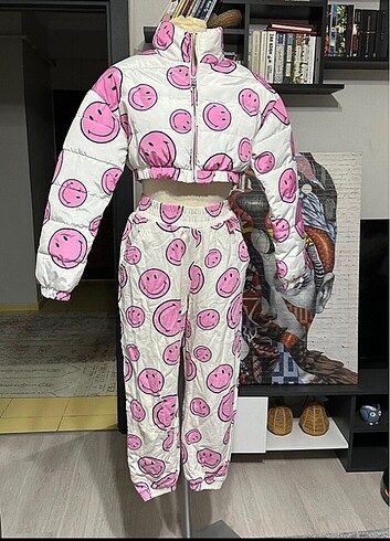 Bershka smile takım 