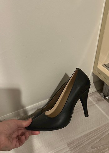 Siyah Klasik Stiletto Topuklu Kadın Ayakkabı - Görsel 2