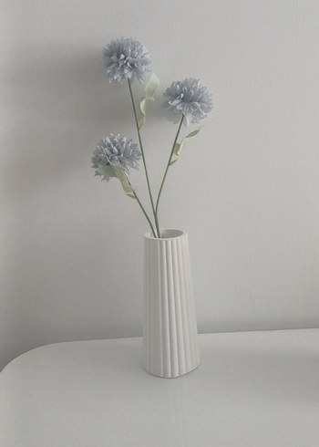 Beyaz Dikey Çizgili Seramik Vazo - Görsel 2