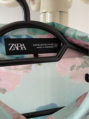 xl Beden çeşitli Renk Zara çiçekli saten gömlek