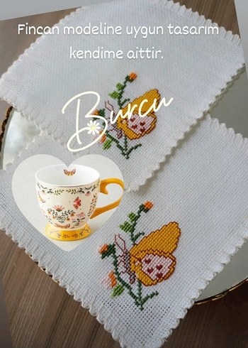 Beyaz Nakışlı Fincan Altlığı
