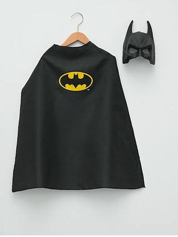 LC WAIKIKI Erkek Çocuk Batman Maske ve Pelerin Kostümü