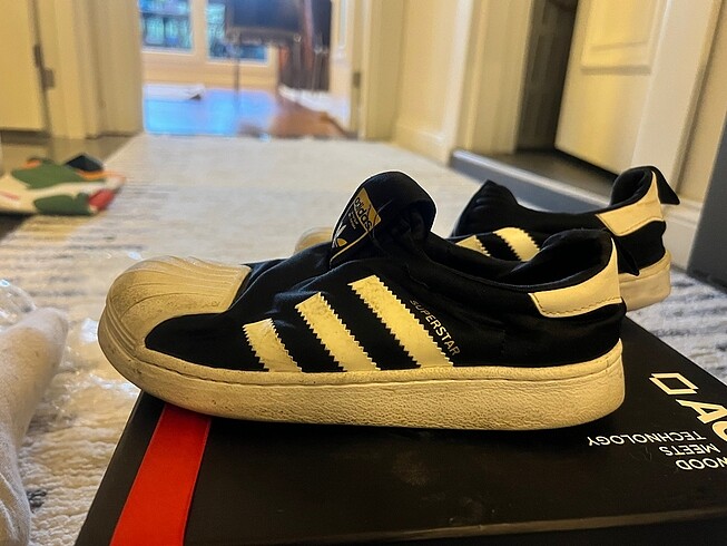 Adidas 33,5 Numara orijinal spor ayakkabı