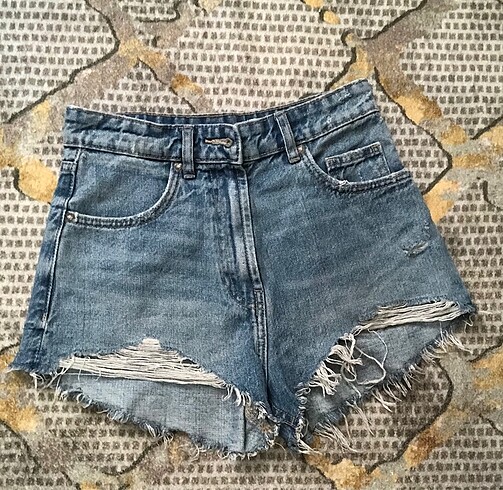 Zara mini şort