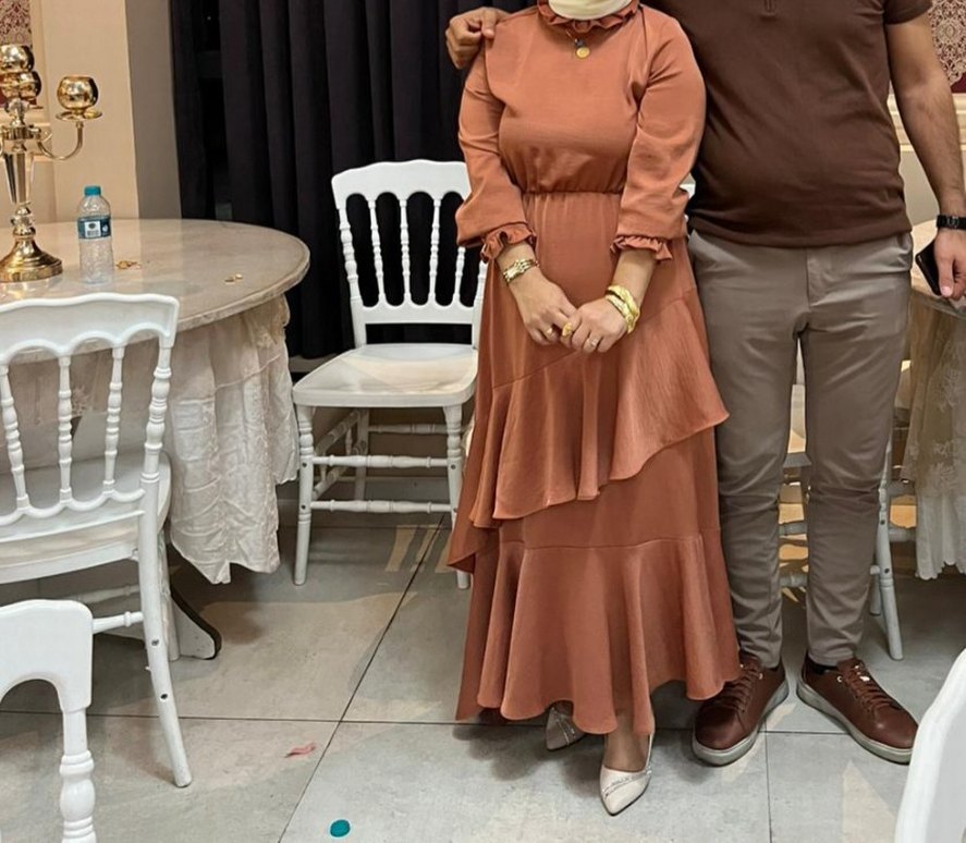 Bej Uzun Kollu V Yaka Fırfırlı Abiye Elbise - Görsel 2