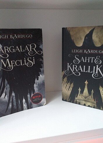 Kargalar meclisi ve sahte krallık