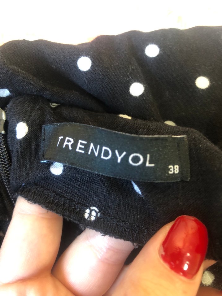 Siyah Puantiyeli Uzun Fırfırlı Etek - Görsel 2