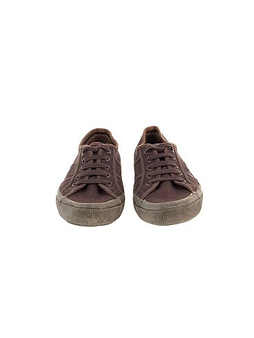 38 Beden Superga Spor Ayakkabı %70 İndirimli.