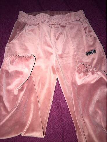 Pembe eşofman