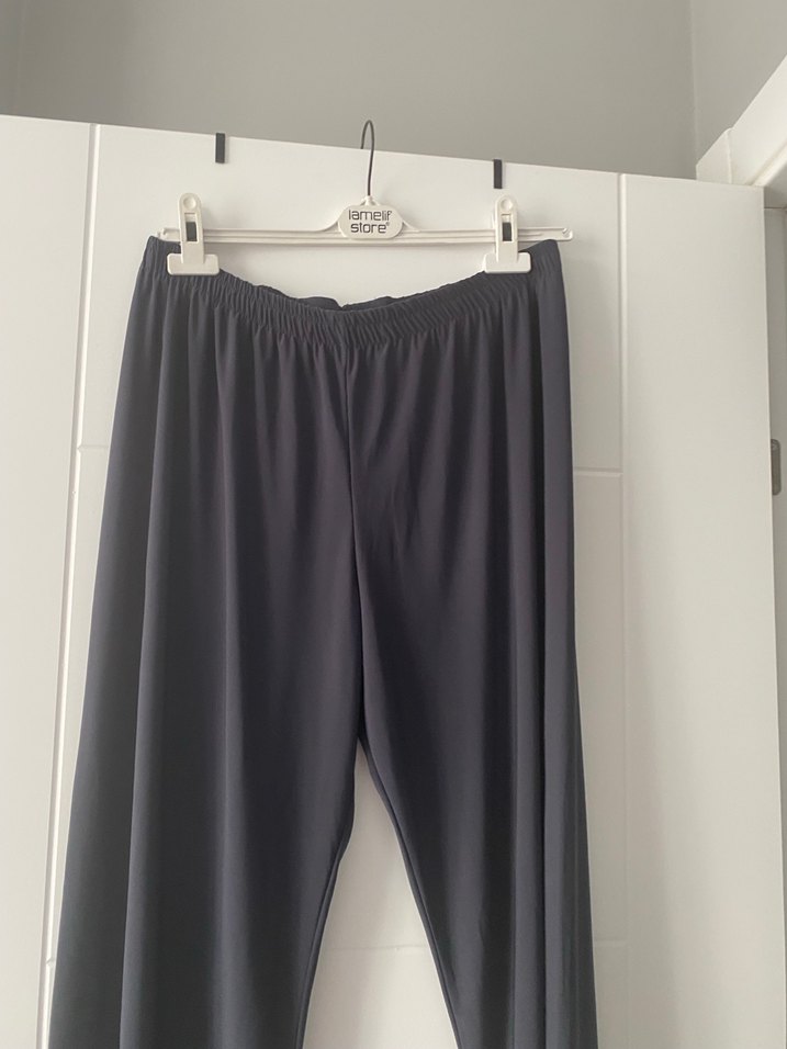 Gri Pilili Geniş Kesim Kadın Pantolon - Görsel 2