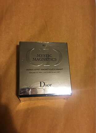 universal Beden Dior marka oje