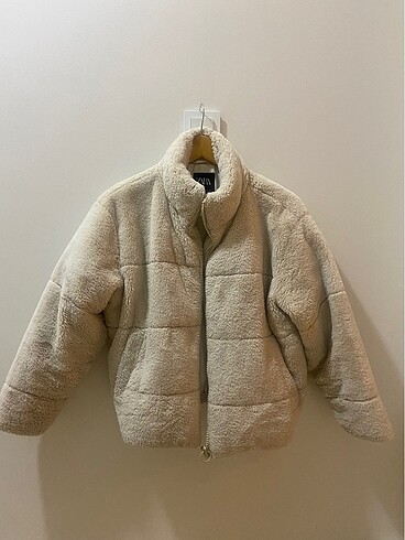 Zara peluş mont