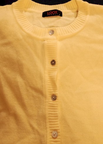 Sarı Düğmeli Kadın Hırka - Görsel 5