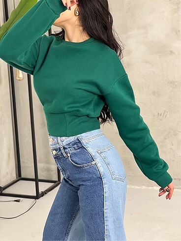YEŞİL CROP SWEATSHİRT
