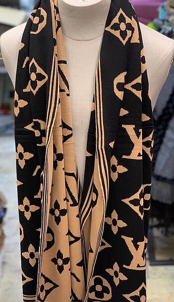 Louis Vuitton Triko şal