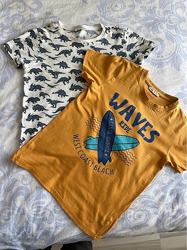 Koton 7-8 yaş 2 adet tshirt