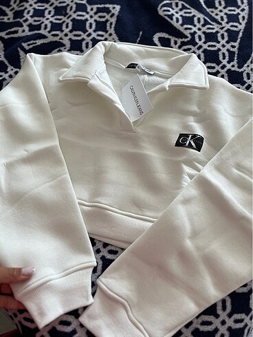 Ck crop sweatshirt