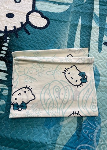 ÇİFT YÖNLÜ 4 MEVSİM Hello Kitty Yatak Örtüsü - Görsel 3