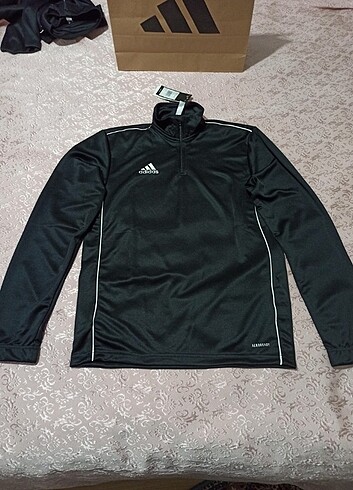 Adidas sweatshirt S