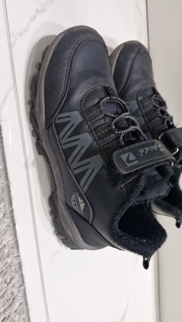 Erkek Çocuk Siyah Cırtlı Kauçuk Bot kislik - Görsel 2