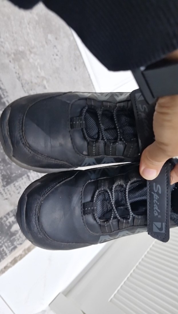 Erkek Çocuk Siyah Cırtlı Kauçuk Bot kislik - Görsel 5