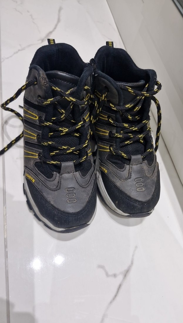 Sarı Detaylı Gri Erkek Çocuk Bağcıklı Bot - Görsel 2