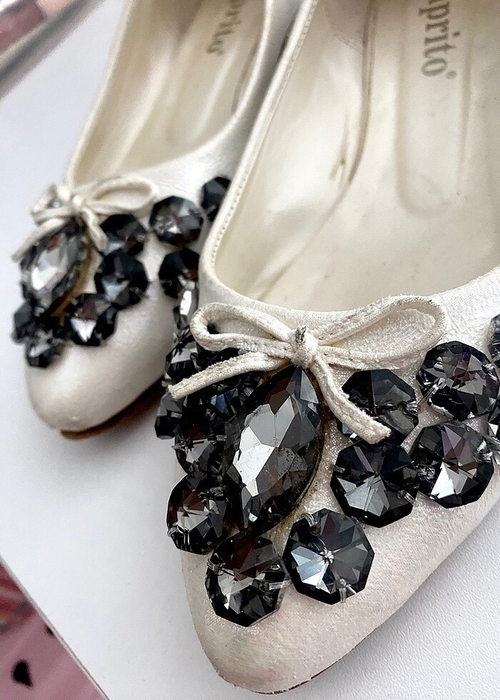 Beyaz taşlı Babet - Görsel 2