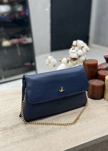 Beymen Zincir Detaylı Deri Çanta - Görsel 11