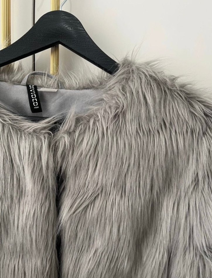 Gri Peluş Kısa Ceket — görsel 4/6