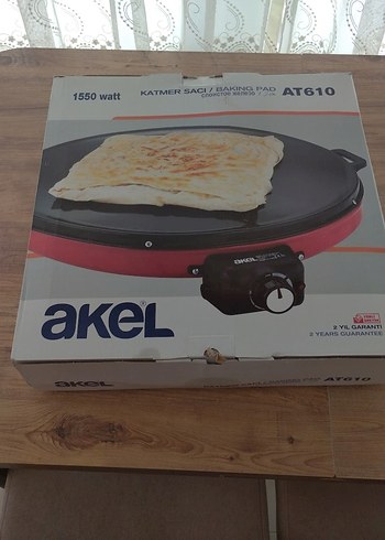 Akel 1550W Kırmızı Katmer Sacı AT610