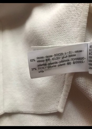 Beyaz Kısa Kollu Düğmeli Crop Hırka - Görsel 4