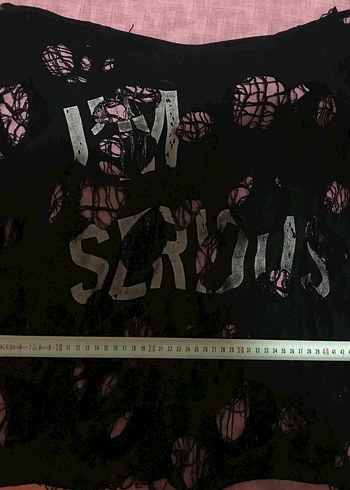 yırtık ve sökül detaylı alt/goth oversize tişört - Görsel 4