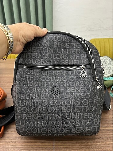 Orijinal Benetton sırt çantası